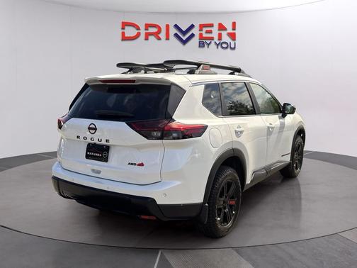Everest White Pearl Tricoat 2026 Nissan Rogue Rock Creek