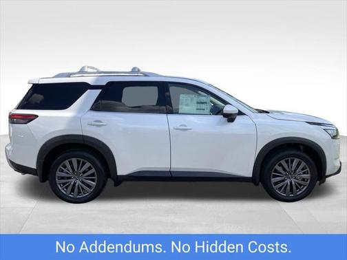 2025 Nissan Pathfinder SL FWD