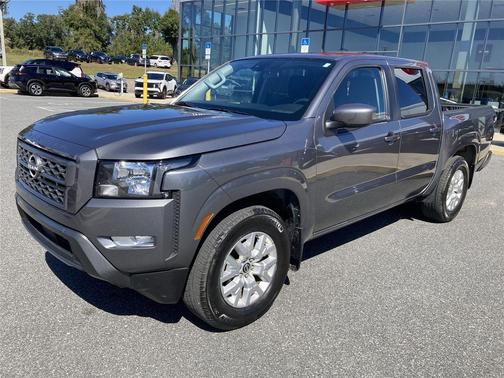 2024 Nissan Frontier SV