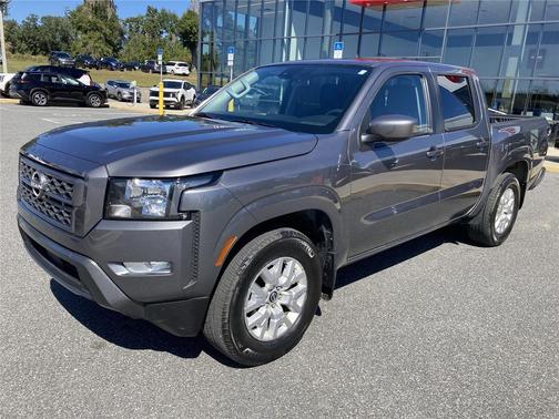 2024 Nissan Frontier SV
