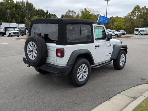 2023 Jeep Wrangler SPORT