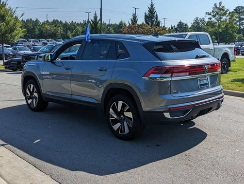 2024 Volkswagen Atlas Cross Sport 2.0T SE W/ TECHNOLOGY