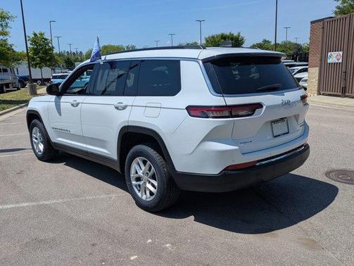 Bright White Clearcoat 2024 Jeep Grand Cherokee L Laredo