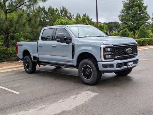 Glacier Gray Metallic 2025 Ford F-350 Lariat Super Duty Truck
