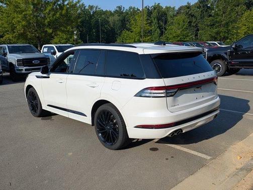 White Metallic 2025 Lincoln Aviator Reserve AWD