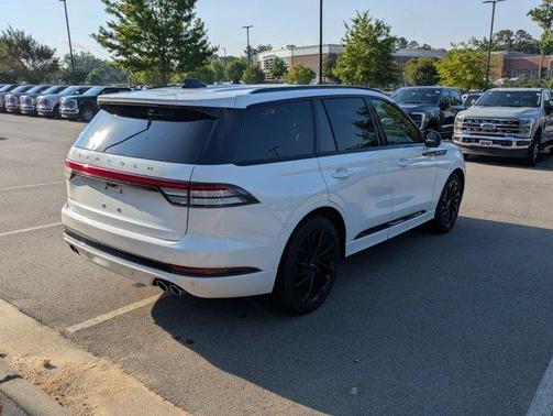 White Metallic 2025 Lincoln Aviator Reserve AWD