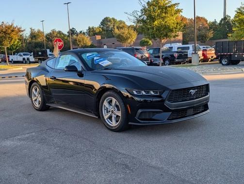 2024 Ford Mustang ECOBOOST