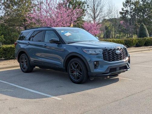Vapor Blue 2025 Ford Explorer ST-Line
