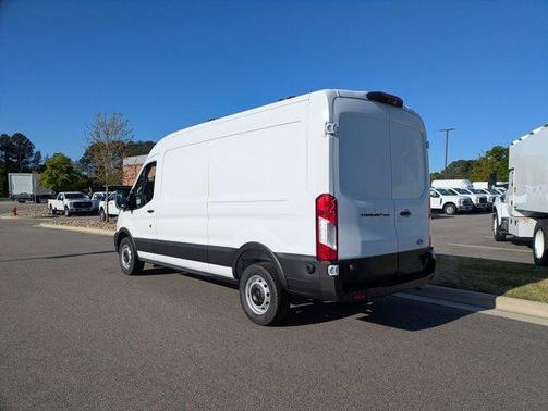 Oxford White 2026 Ford Transit-250 148 WB Medium Roof Cargo
