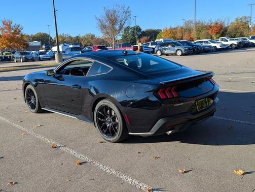 2025 Ford Mustang ECOBOOST