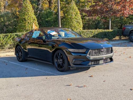 2025 Ford Mustang ECOBOOST