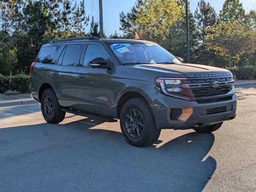 Green 2025 Ford Expedition Tremor
