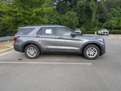Carbonized Gray Metallic 2026 Ford Explorer Active