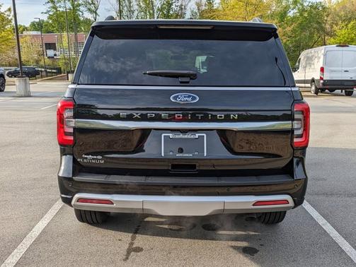 2024 Ford Expedition PLATINUM