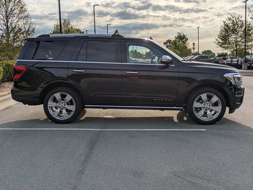 2024 Ford Expedition PLATINUM