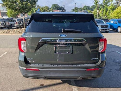 Green Metallic 2022 Ford Explorer XLT