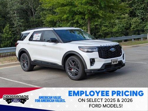 Star White 2026 Ford Explorer ST