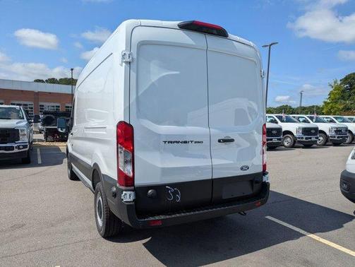 Oxford White 2026 Ford Transit-250 148 WB Medium Roof Cargo