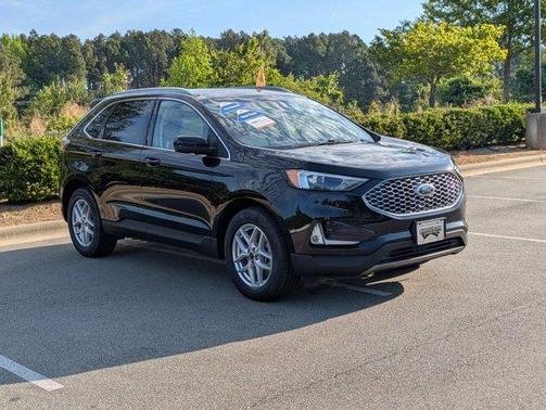 Black Metallic 2023 Ford Edge SEL