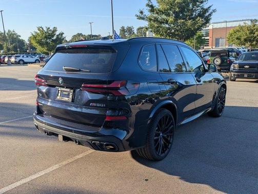 Carbon Black Metallic 2026 BMW X5 M60i