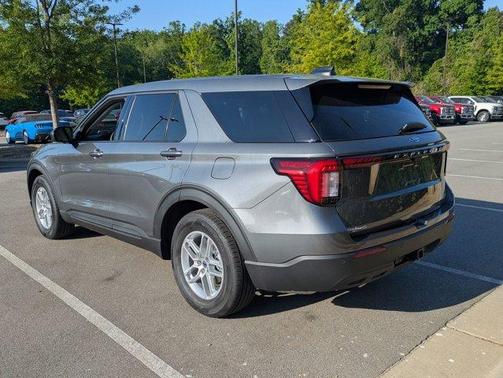 Carbonized Gray Metallic 2026 Ford Explorer Active