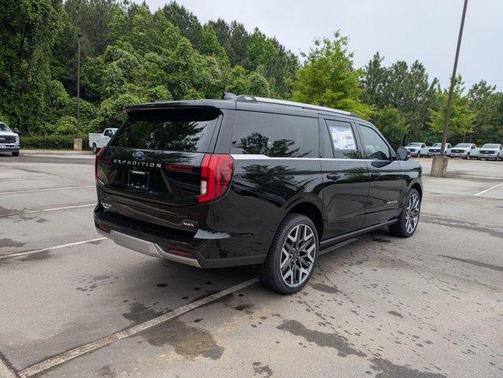 Agate Black Metallic 2026 Ford Expedition Max Platinum