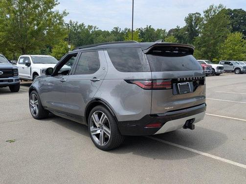 Eiger Grey 2023 Land Rover Discovery P360 Metropolitan Edition