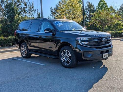 Black Metallic 2025 Ford Expedition Active