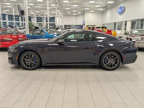 2024 Ford Mustang DARK HORSE