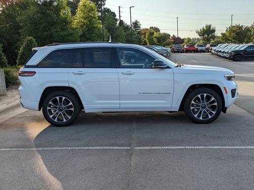 2023 Jeep Grand Cherokee OVERLAND