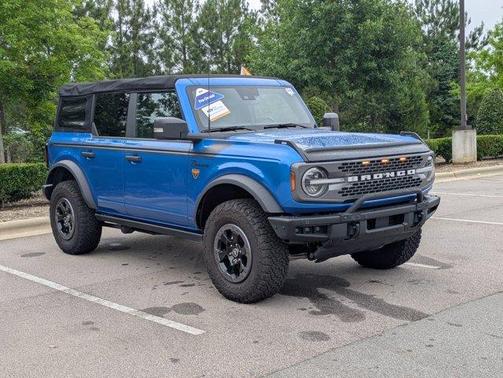 Blue Metallic 2021 Ford Bronco Badlands