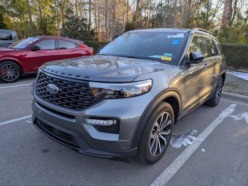 2024 Ford Explorer ST-Line