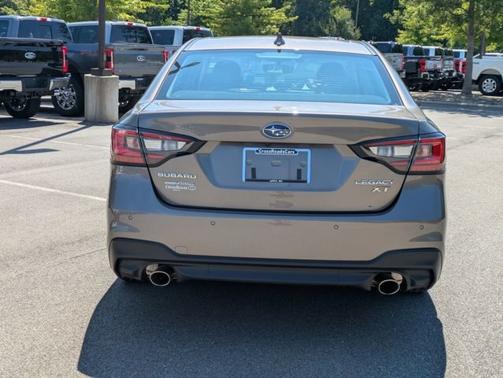 2022 Subaru Legacy LIMITED XT