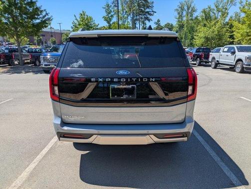 Glacier Gray Metallic 2026 Ford Expedition Platinum