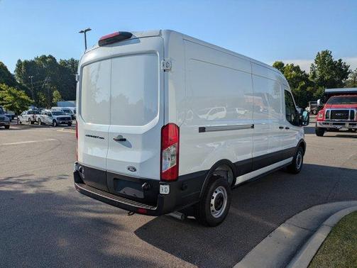 Oxford White 2026 Ford Transit-250 148 WB Medium Roof Cargo