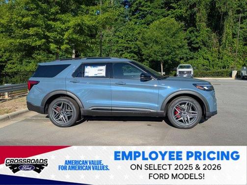 Vapor Blue Metallic 2026 Ford Explorer ST-Line