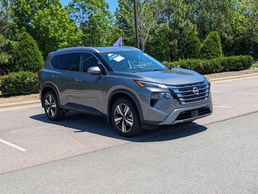 Gun Metallic 2024 Nissan Rogue SL