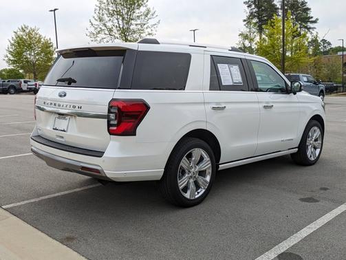 2024 Ford Expedition PLATINUM