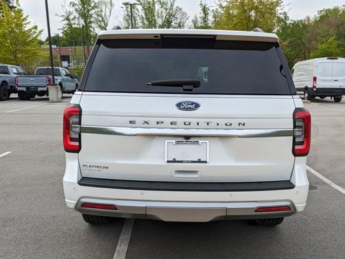 2024 Ford Expedition PLATINUM