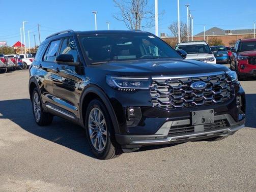 Agate Black Metallic 2026 Ford Explorer Platinum
