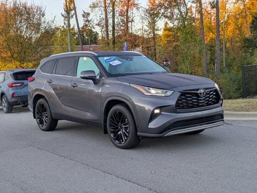 2023 Toyota Highlander PLATINUM