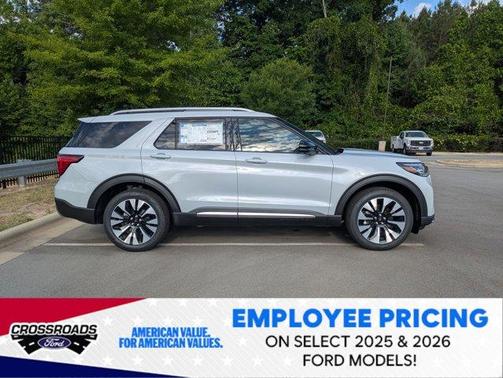 Space White Metallic 2026 Ford Explorer Platinum