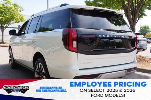 Star White 2026 Ford Expedition Platinum