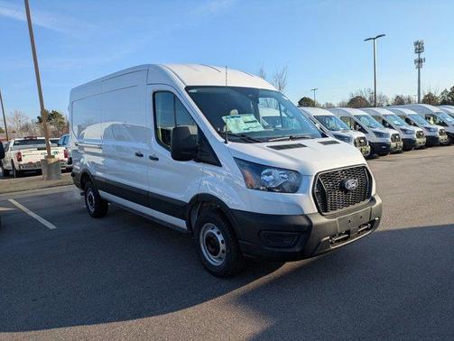 2026 Ford Transit-250 148 WB Medium Roof Cargo