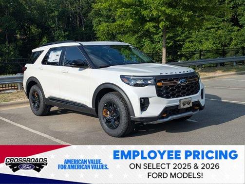 Star White 2026 Ford Explorer Tremor