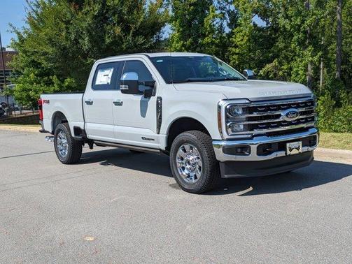 Avalanche 2025 Ford F-250 Lariat Truck