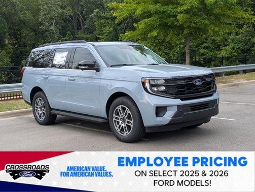 Glacier Gray Metallic 2026 Ford Expedition Active