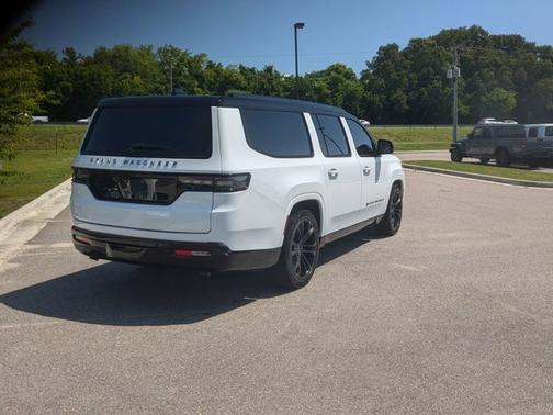 2024 Jeep Grand Wagoneer SERIES III