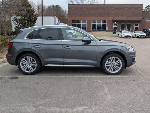 2020 Audi Q5 40 Premium Plus