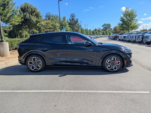 2024 Ford Mustang Mach-E GT
